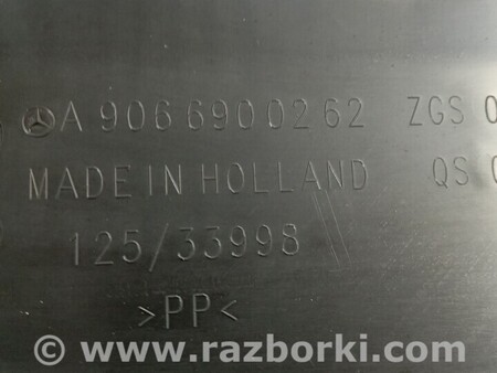 ФОТО Молдинг двери передний правий для Mercedes-Benz Sprinter Киев