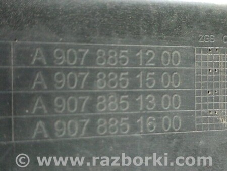 ФОТО Накладка підніжки заднього бампера для Mercedes-Benz Sprinter Киев