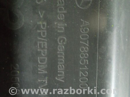 ФОТО Накладка підніжки заднього бампера для Mercedes-Benz Sprinter Киев