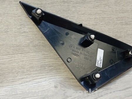 ФОТО Накладка Уголок зеркала заднего вида левая для Mercedes-Benz Sprinter Киев