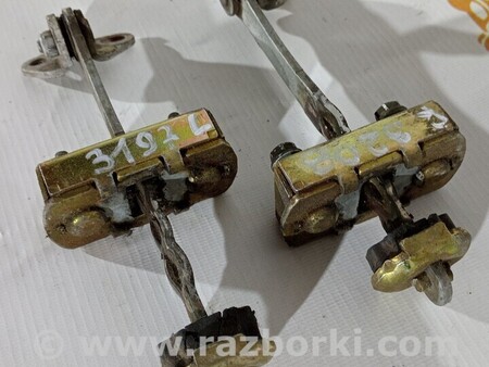 ФОТО Обмежувач дверей передній для Mercedes-Benz Sprinter Киев