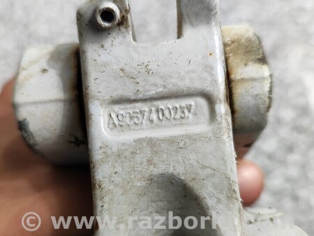 ФОТО Петля двери задней для Mercedes-Benz Sprinter Киев