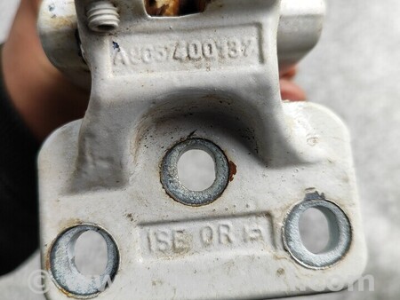 ФОТО Петля двери задней для Mercedes-Benz Sprinter Киев