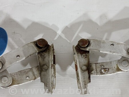 ФОТО Петля капота ліва права для Mercedes-Benz Sprinter Киев