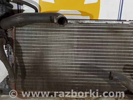 ФОТО Радіатор охолодження двигуна для Mercedes-Benz Sprinter Киев