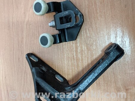 ФОТО Ролик двери сдвижной верхний для Mercedes-Benz Sprinter Киев