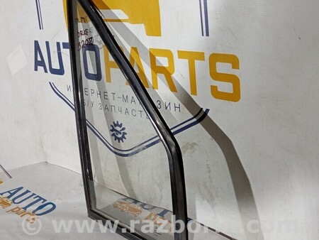 ФОТО Стекло форточка двери передней правой Скло для Mercedes-Benz Sprinter Киев