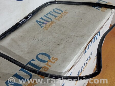 ФОТО Уплотнитель резинка двери передней левой Ущільнювач для Mercedes-Benz Sprinter Киев