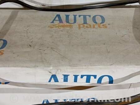 ФОТО Уплотнитель резинка двери передней левой Ущільнювач для Mercedes-Benz Sprinter Киев