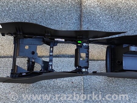 ФОТО Консоль центральная для Skoda Superb Киев