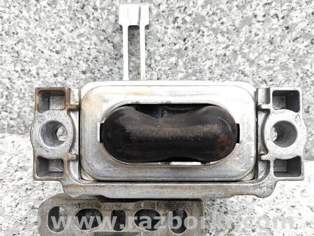 ФОТО Подушка двигателя правая для Skoda Superb Киев