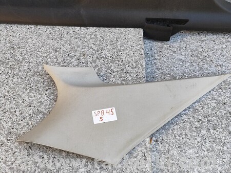 ФОТО Стойка кузова центральная левая для Skoda Superb Киев