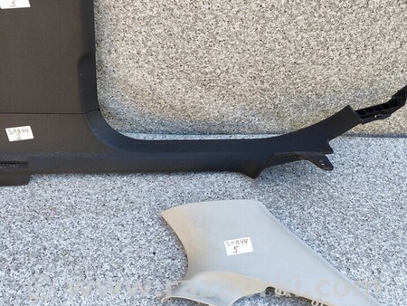 ФОТО Стойка кузова центральная правая для Skoda Superb Киев