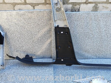 ФОТО Стойка кузова центральная правая для Skoda Superb Киев