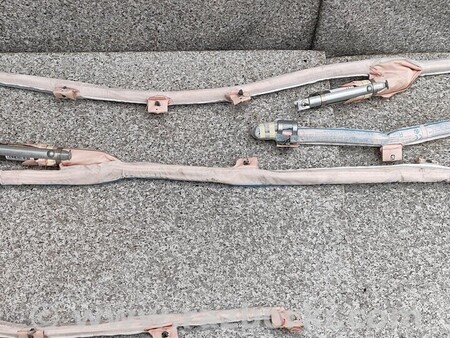 ФОТО Шторка безопасности Левая правая для Skoda Superb Киев