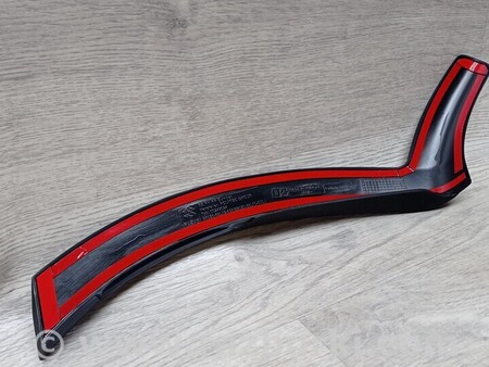 ФОТО Молдинг крыла заднего левого для Suzuki Swift Киев