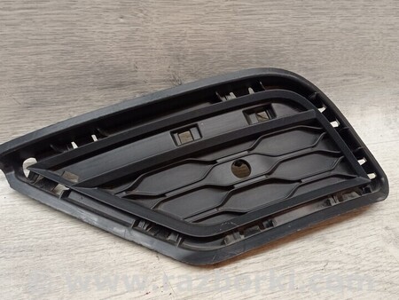 ФОТО Накладка заглушка решітка заднього бампера права для Volkswagen T-Roc (17-...) Киев