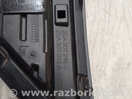 ФОТО Накладка заглушка решітка заднього бампера права для Volkswagen T-Roc (17-...) Киев