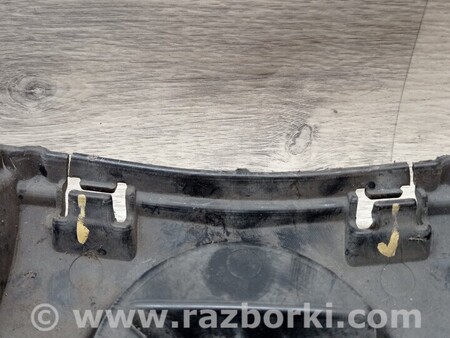 ФОТО Решетка радиатора бампера переднего центральная для Opel Tigra Киев