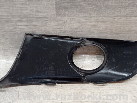 ФОТО Накладка заглушка решітка туманки ПТФ протитуманної фари для Volkswagen Touran (01.2003-10.2015) Киев