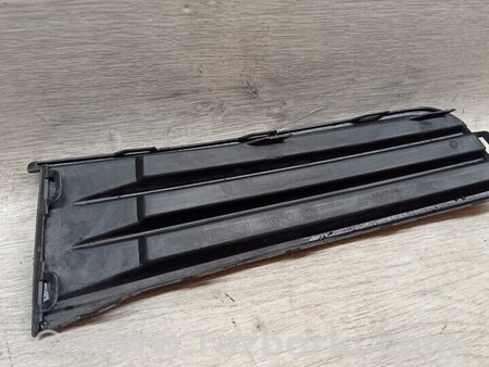 ФОТО Решітка накладка переднього бампера права для Volkswagen Touran (01.2003-10.2015) Киев