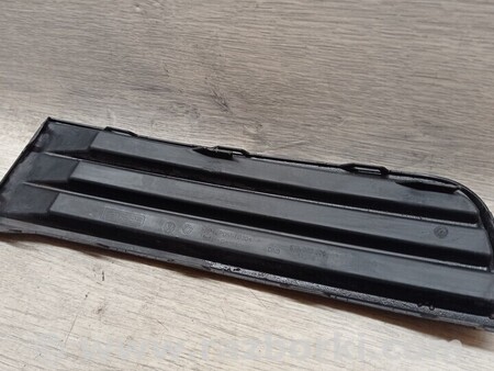 ФОТО Решітка накладка переднього бампера права для Volkswagen Touran (01.2003-10.2015) Киев