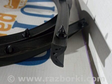 ФОТО Ущільнювач резинка дверей для Ford Tourneo Connect Киев