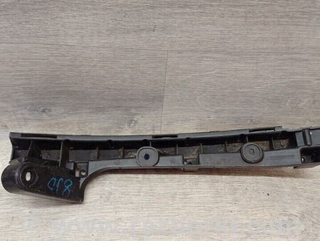 ФОТО Кронштейн кріплення направляюча заднього бампера правий розсувний для Audi (Ауди) TT 8S (10.2014-03.2019) Киев