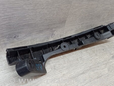 ФОТО Кронштейн кріплення направляюча заднього бампера правий розсувний для Audi (Ауди) TT 8S (10.2014-03.2019) Киев