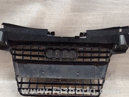 ФОТО Решетка радиатора бампера переднего для Audi (Ауди) TT 8S (10.2014-03.2019) Киев