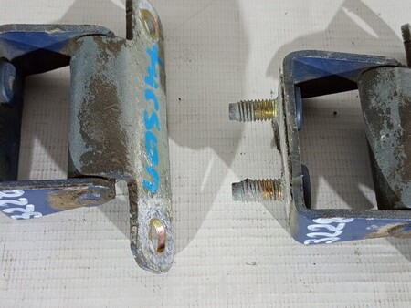 ФОТО Петля двері задньої багажної Петля кришки багажника для Hyundai Tucson Киев