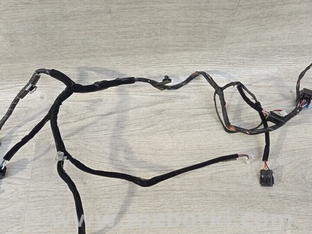 ФОТО Проводка двери передней правой для Hyundai Tucson Киев