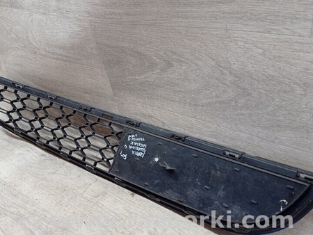 ФОТО Решетка радиатора бампера переднего нижняя для Renault Twingo Киев