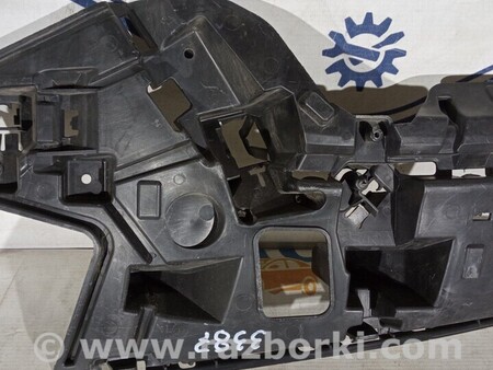 ФОТО Кронштейн бампера переднего левый Кронштейн бампера переднього для Volvo V40 Київ