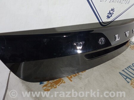 ФОТО Накладка крышки багажника для Volvo V40 Київ
