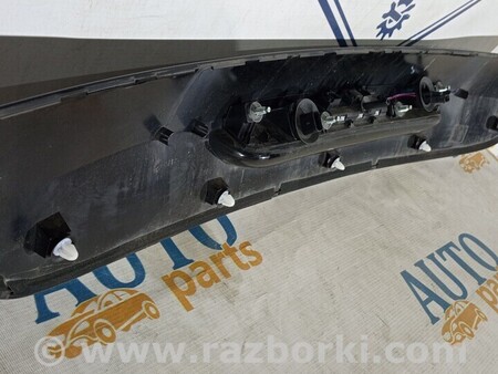 ФОТО Накладка крышки багажника для Volvo V40 Київ