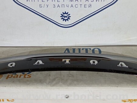 ФОТО Накладка кришки багажника під камеру для Volvo V40 Київ