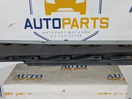 ФОТО Накладка лівого порога для Volvo V40 Київ