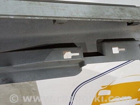 ФОТО Накладка лівого порога для Volvo V40 Київ