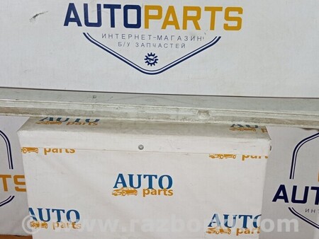 ФОТО Накладка порога права для Volvo V40 Київ