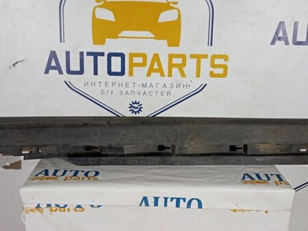 ФОТО Накладка порога права для Volvo V40 Київ