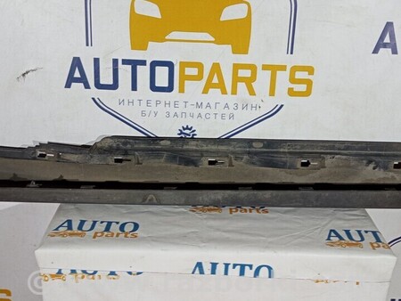 ФОТО Накладка порога права для Volvo V40 Київ