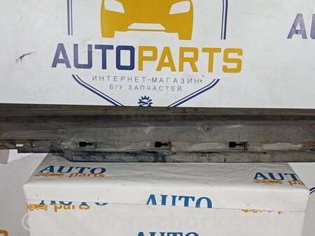 ФОТО Накладка порога права для Volvo V40 Київ