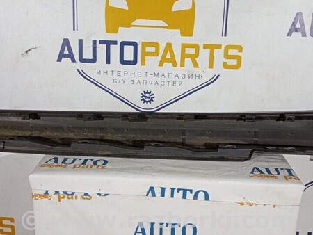 ФОТО Накладка порога права для Volvo V40 Київ