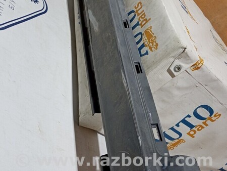 ФОТО Накладка порога права для Volvo V40 Київ