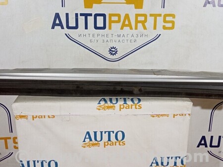 ФОТО Поріг пластиковий правий для Volvo V40 Київ