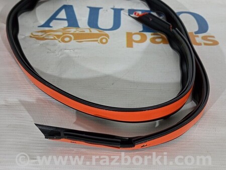 ФОТО Ущільнювач переднього бампера для Volvo V40 Київ