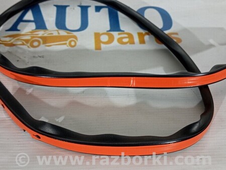 ФОТО Ущільнювач переднього бампера для Volvo V40 Київ