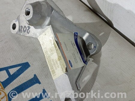 ФОТО Кронштейн КПП для Volvo V50 Київ