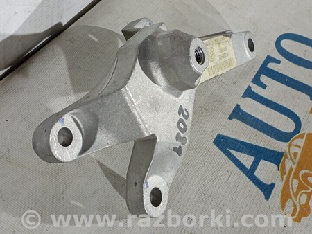 ФОТО Кронштейн КПП для Volvo V50 Київ